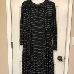 Honey & Lacey duster: size Large